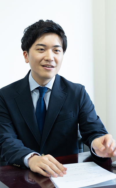 営業のインターンから成長を求めて株式会社ペルソンへまずは株式会社ペルソンへの入社の経緯や理由を教えてください。